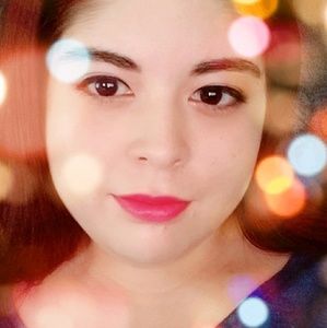 Meet your Posher, Allysia